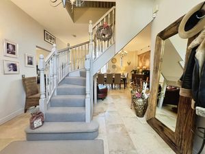 Photo 22- click for photo gallery